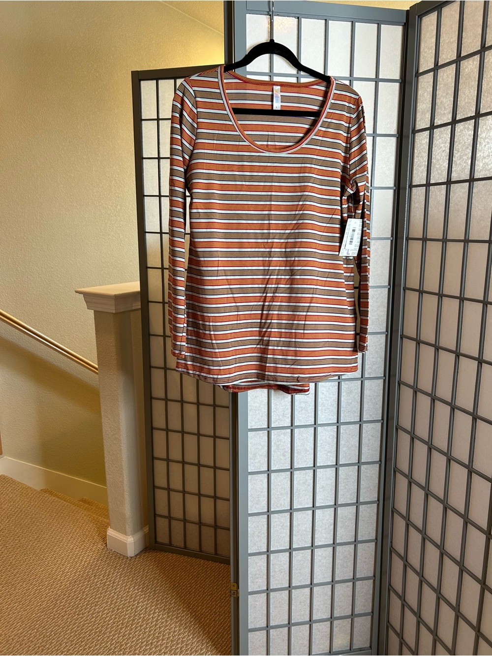NWT LuLaRoe Lynnae Red and Orange Striped Long Sleeve Scoop Neck Top